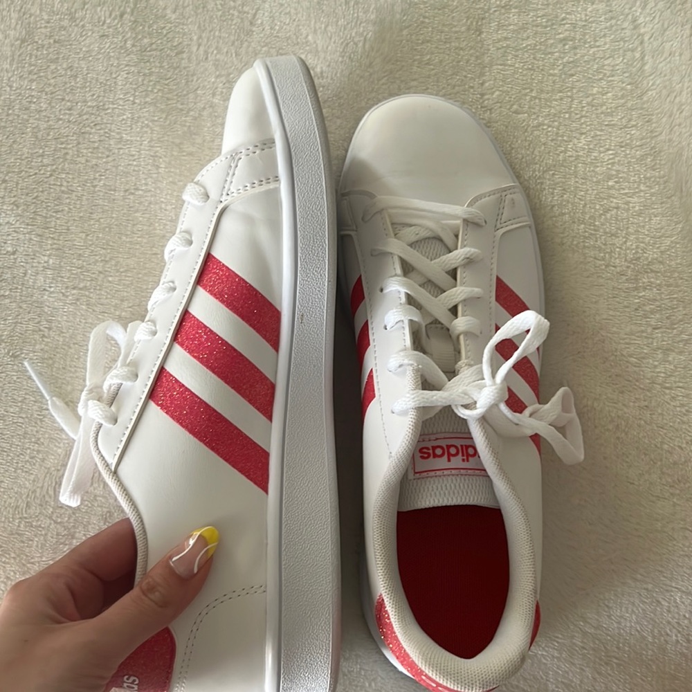 Adidas Grand Court Sneakers